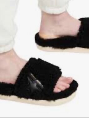 Golden Goose Poolstar Shearling Starblack Slides Sandals